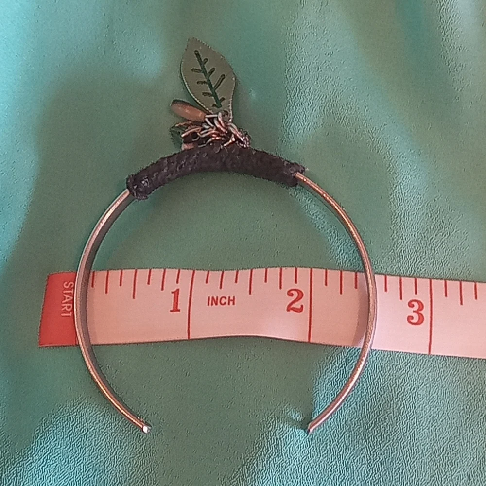 Jewlery bracelet
